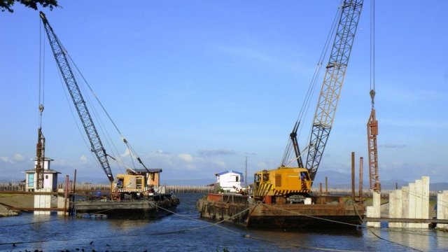 PSC Sheet Pile Driving 